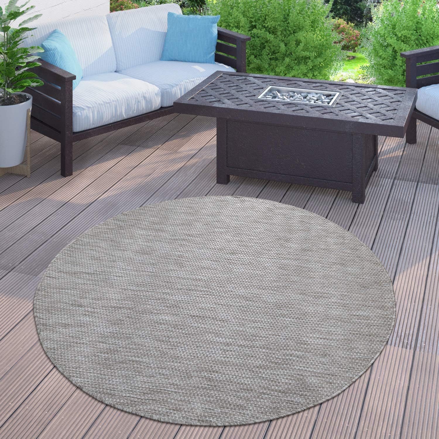 Solid Outdoor Rug for Patio or Balcony in Mottled Grey