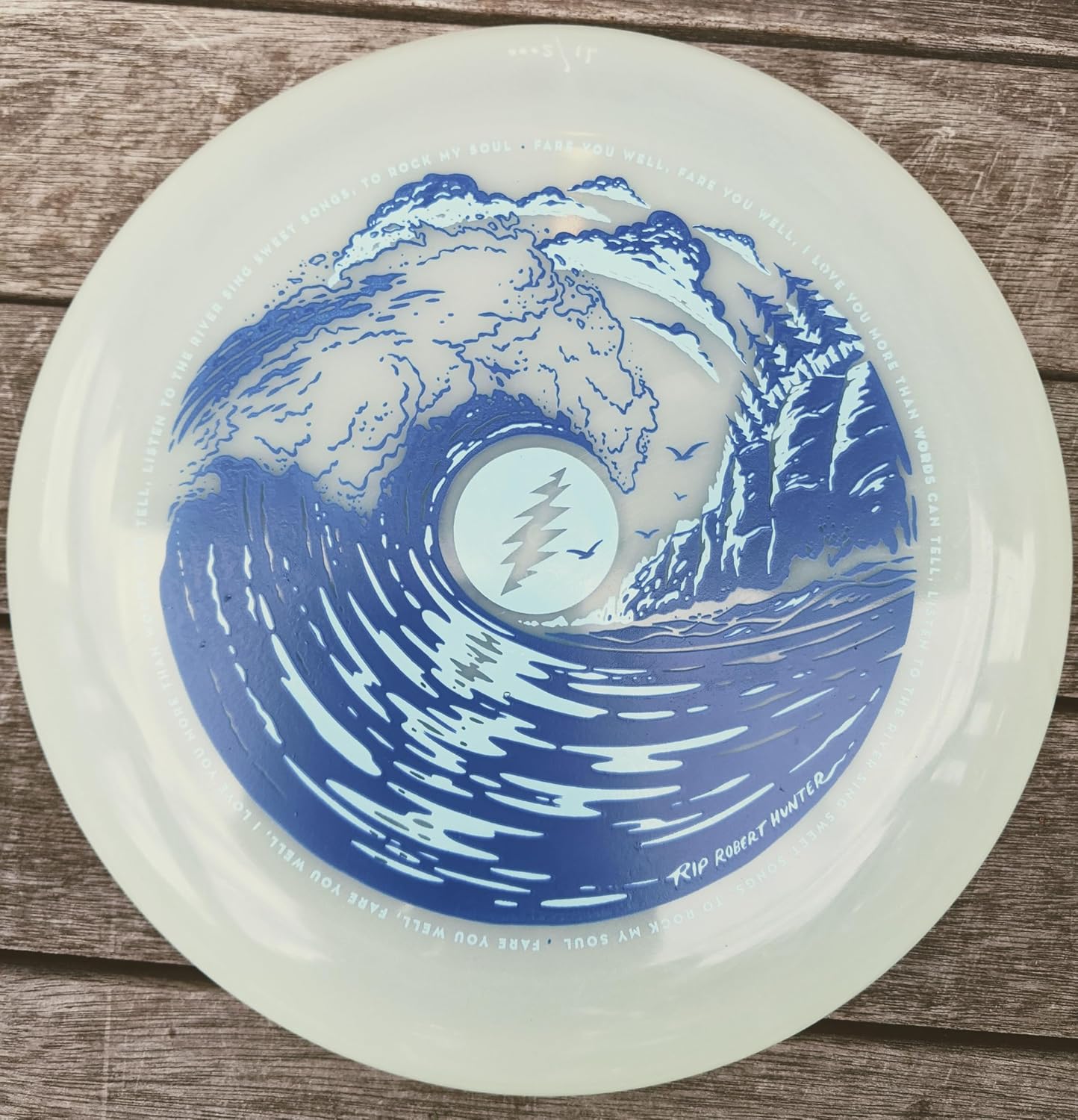 Glowing Grateful Dead Frisbee - F&F USA
