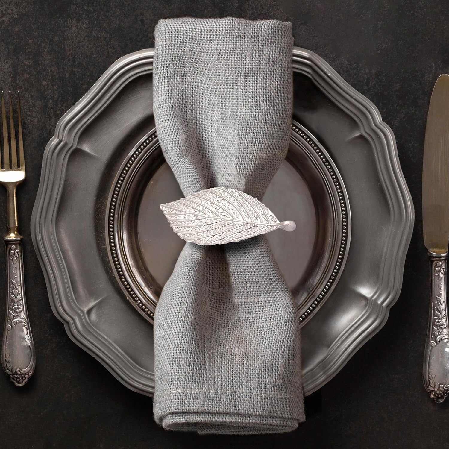 Elegant Gold Napkin Rings Set of 12 for Festive Table Decor