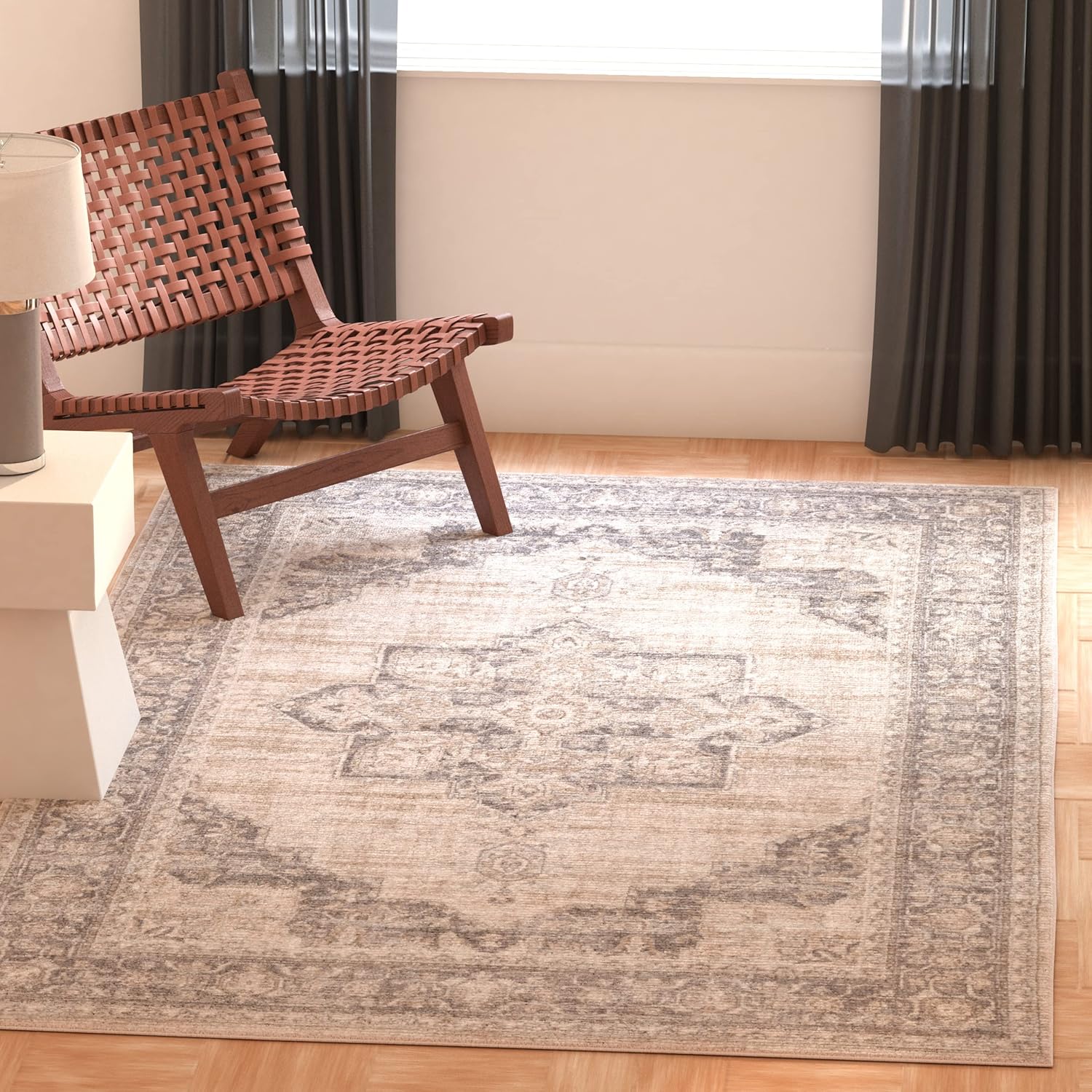 SAFAVIEH Brentwood Collection Area Rug - Stylish & Durable Design
