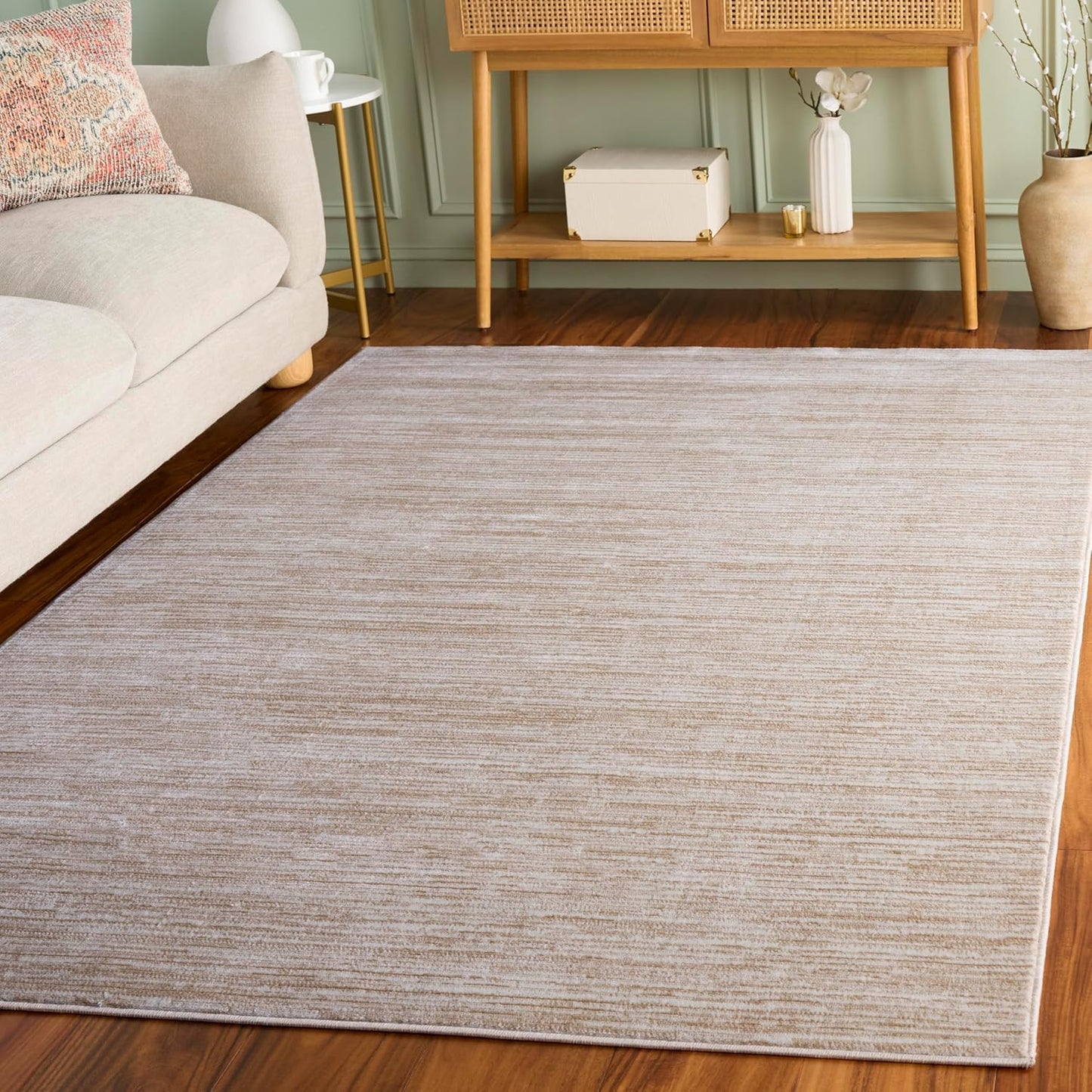 SAFAVIEH Vision Collection Accent Rug - Modern Ombre Design