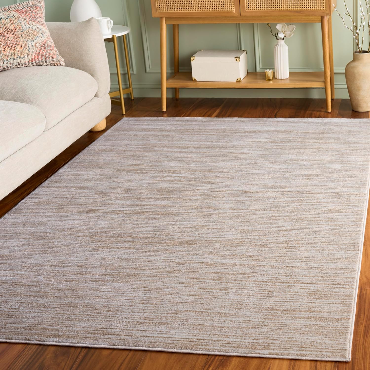 SAFAVIEH Vision Collection Accent Rug - Modern Ombre Design
