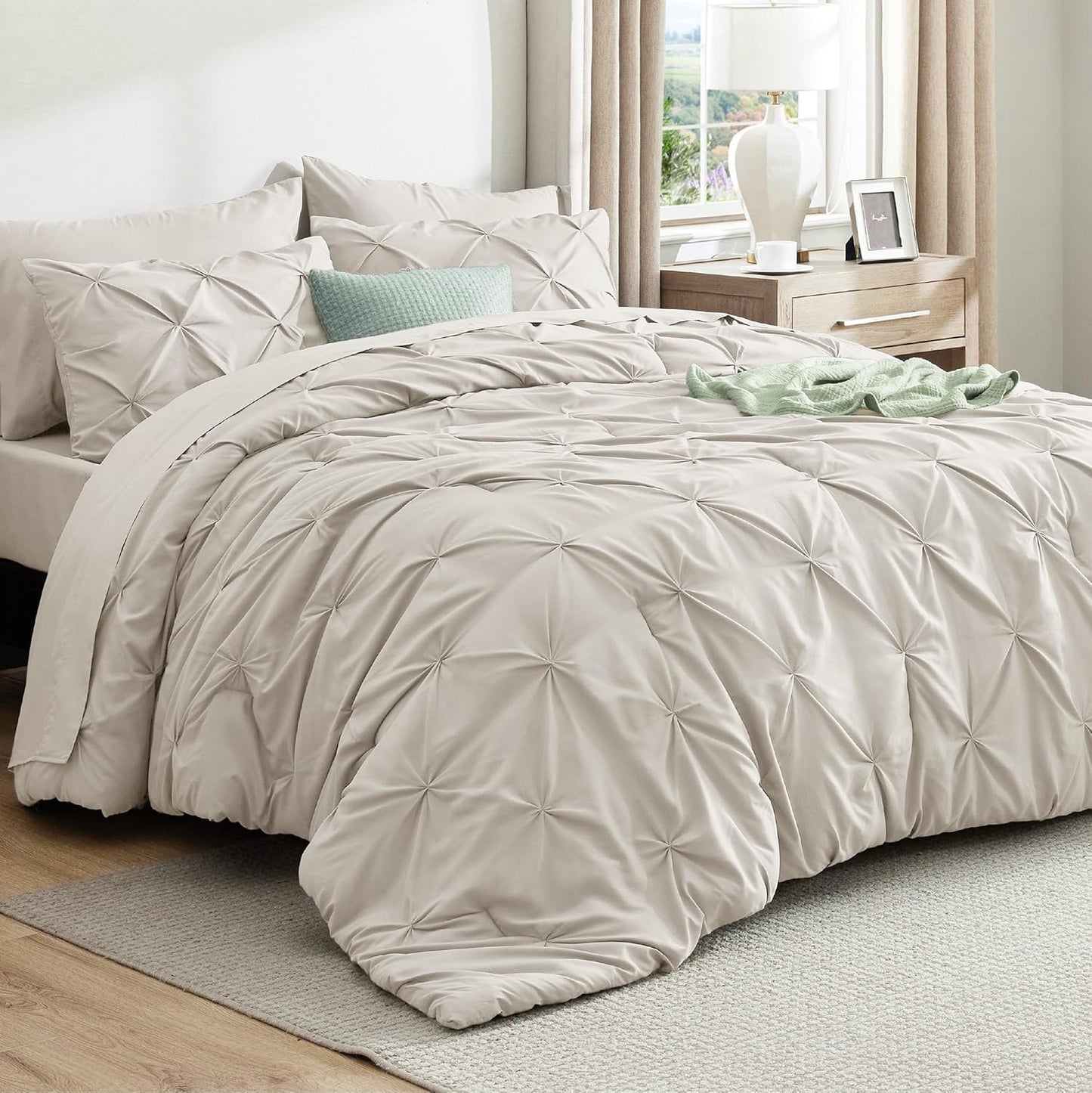 Bedsure California King Comforter Set - Luxurious 7 Piece Bedding