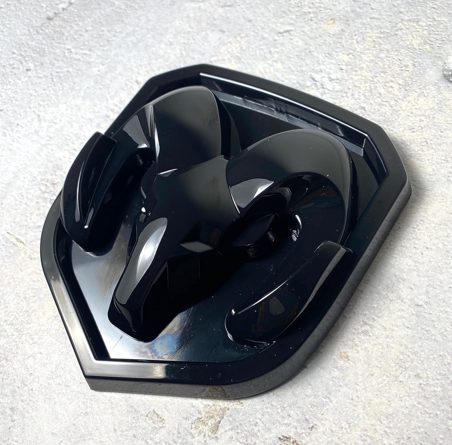 2013-18 RAM 1500, 2500, 3500 Grille Emblem in Black Finish