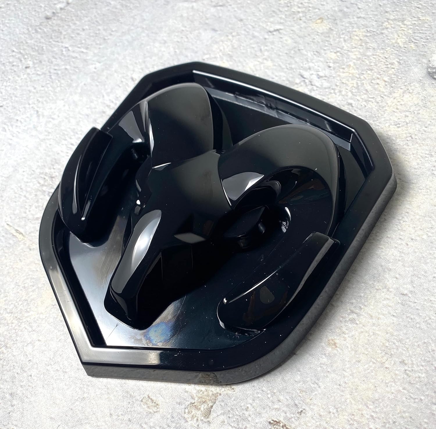 2013-18 RAM 1500, 2500, 3500 Grille Emblem in Black Finish