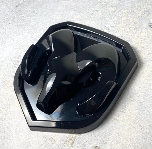 2013-18 RAM 1500, 2500, 3500 Grille Emblem in Black Finish