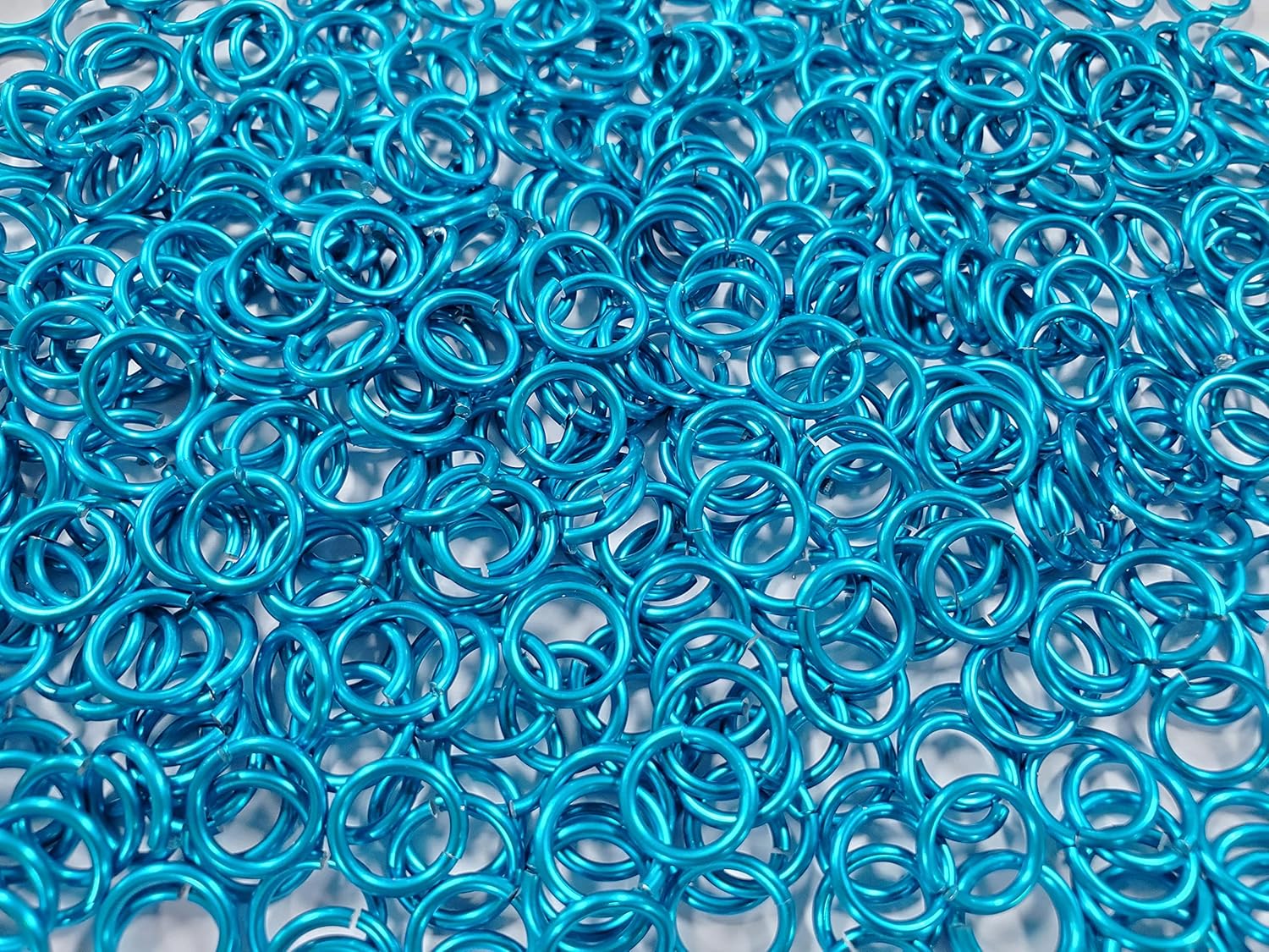 Chainmail Jump Rings 1/2 Pound Turquoise Anodized Aluminum