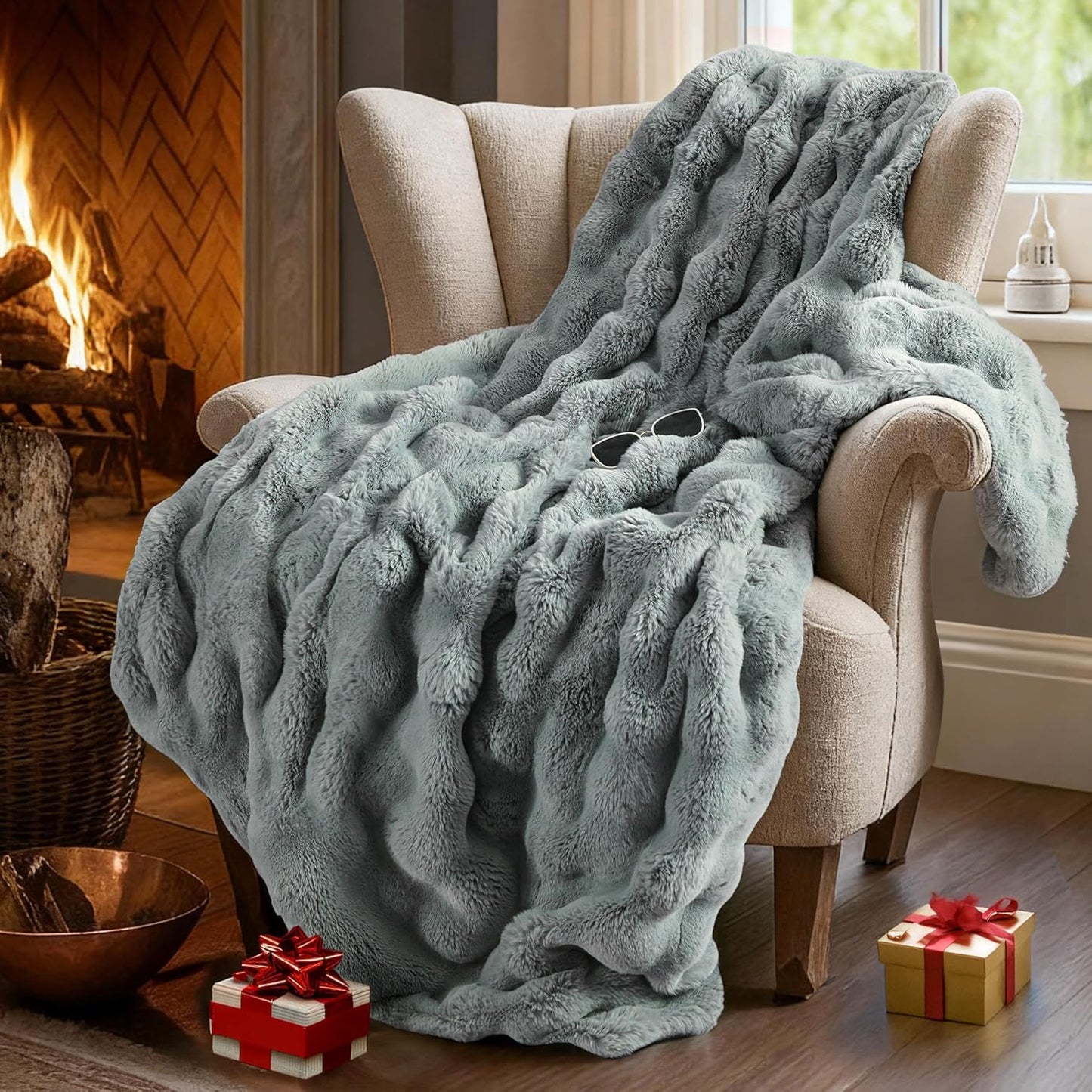 Faux Fur Throw Blanket - Thick Warm Bunny Blanket for Cozy Comfort