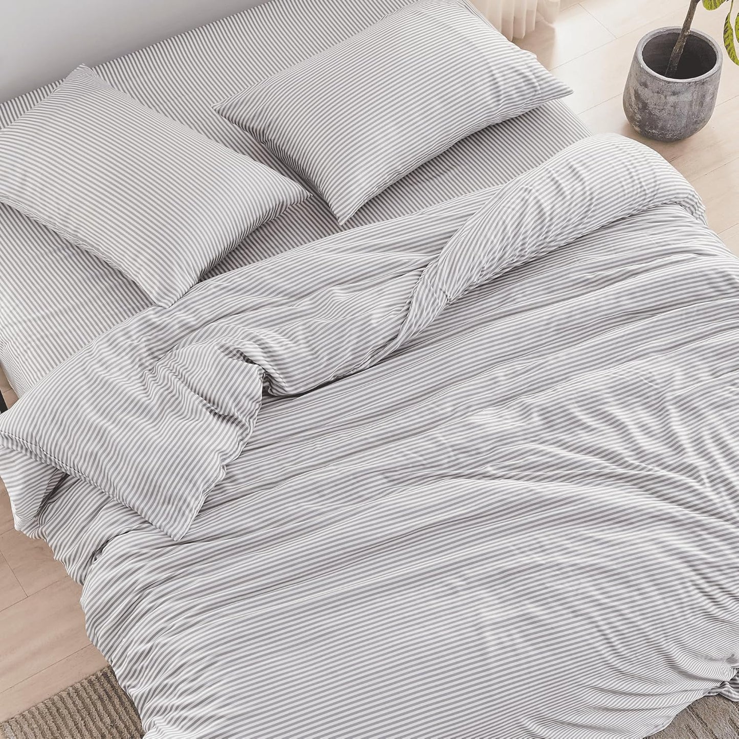 DOZ Sheet Set - Buttery Soft Bamboo Cooling Sheets for Comfort
