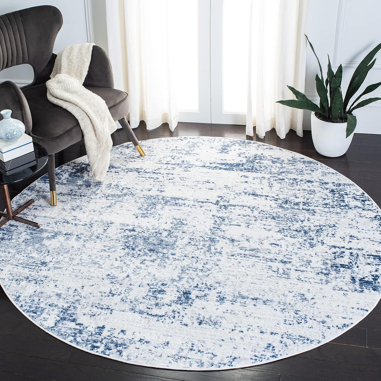 SAFAVIEH Amelia Collection Area Rug - Modern Abstract Design