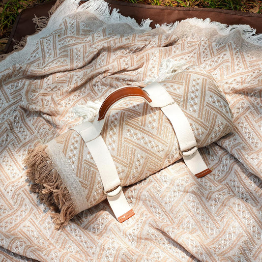 Genovega 2 in 1 Extra Large Outdoor Picnic Blanket for Fun