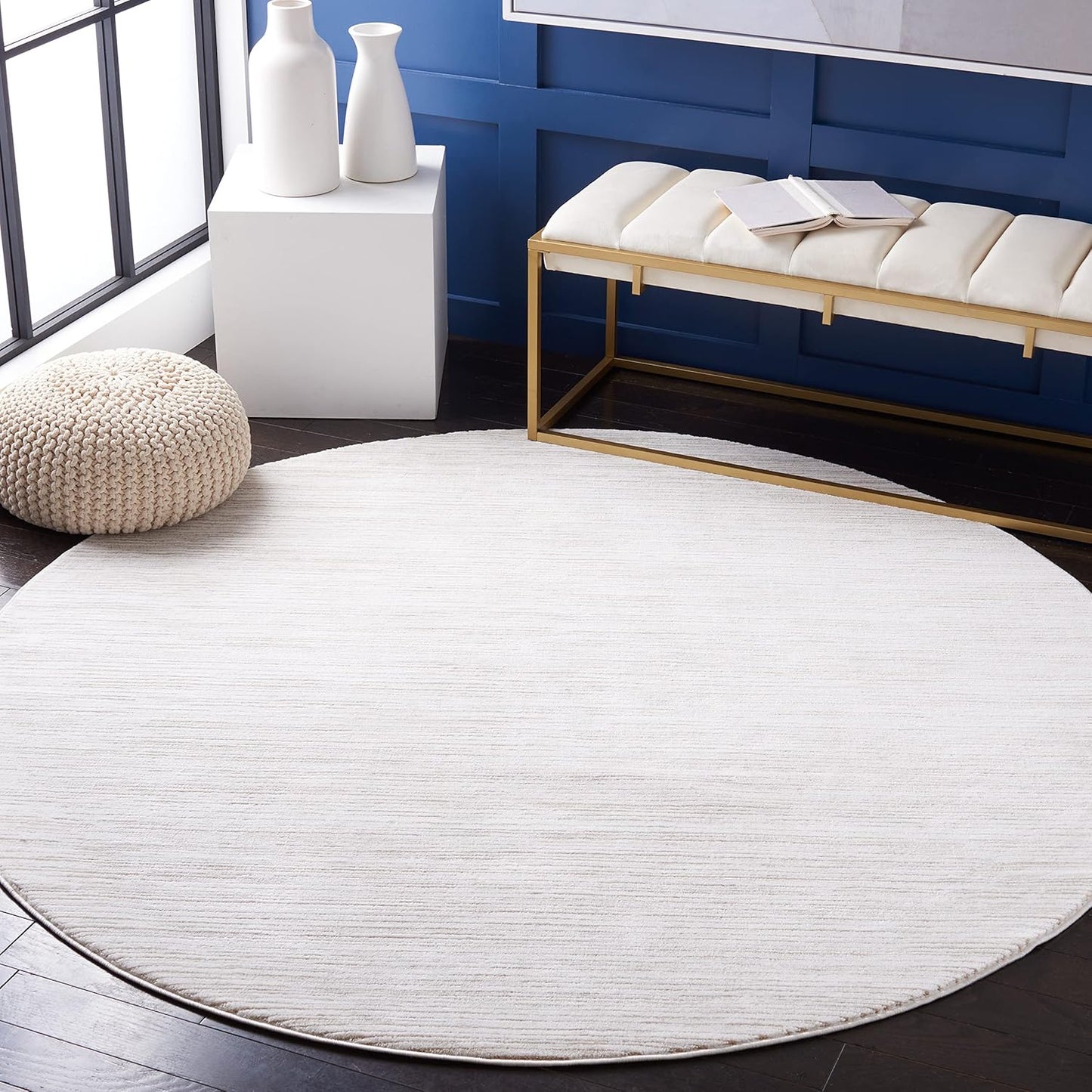 SAFAVIEH Vision Collection Area Rug - Modern Ombre Chic Design
