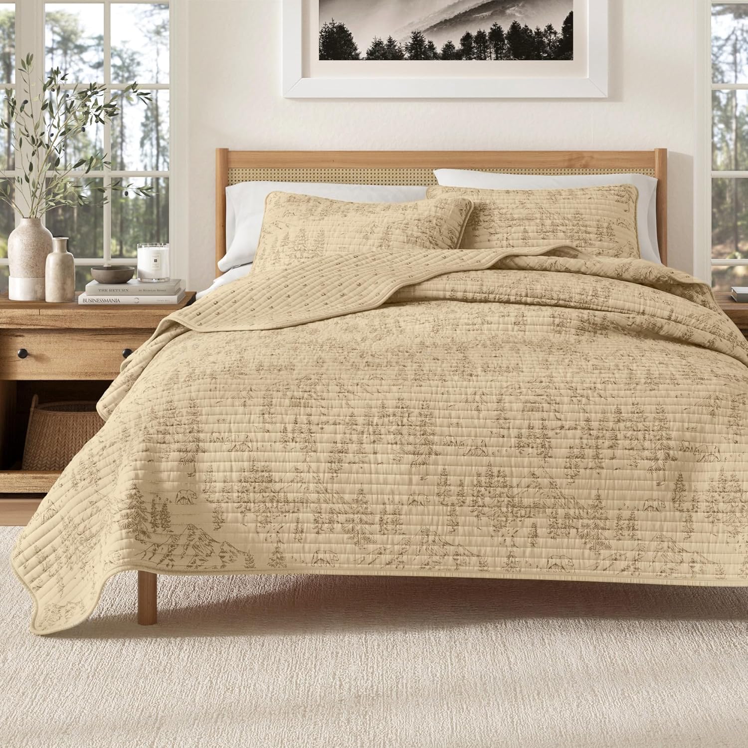 Great Bay Home Full/Queen Reversible Rustic Lodge Bear Quilt