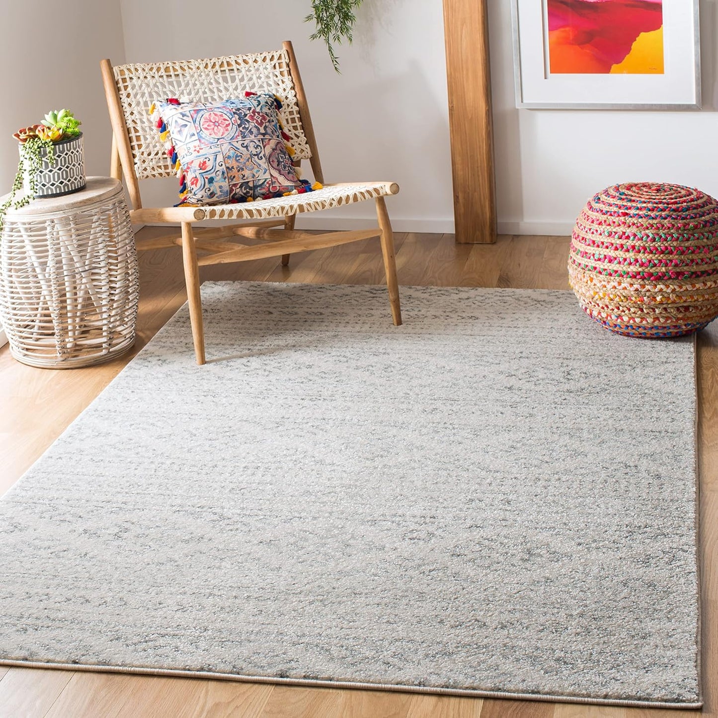 SAFAVIEH Tulum Collection Area Rug - Stylish and Durable Design