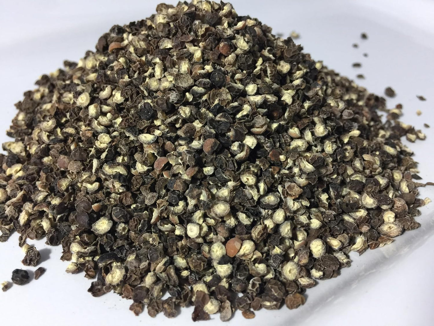 Half Cracked Peppercorns - Enhance Your Dishes with Flavor