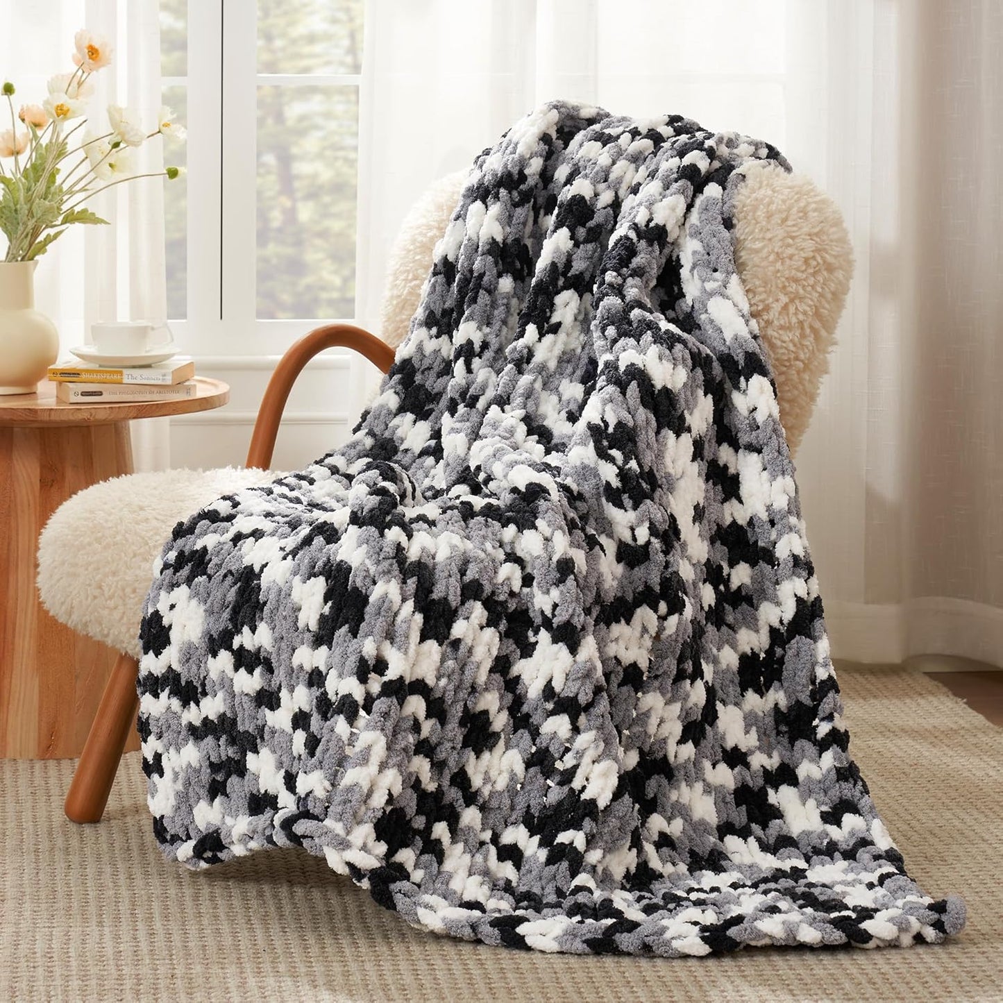 Chunky Knit Throw Blanket for Couch - Soft Chenille Crochet