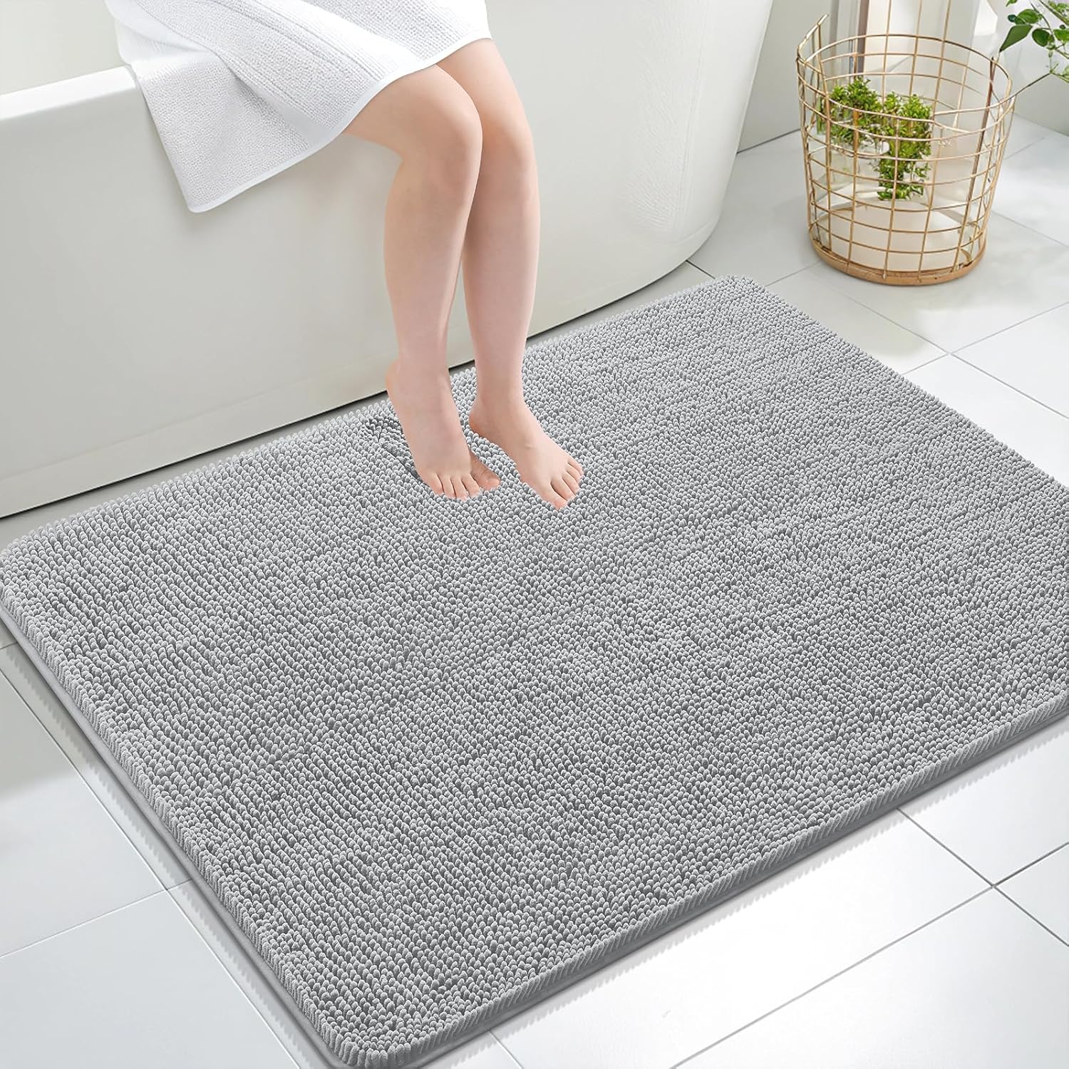 OLANLY Extra Soft Chenille Bath Rugs for Ultimate Comfort