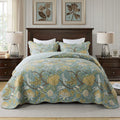 Travan 3-Piece Quilt Set for All Season with Floral Design