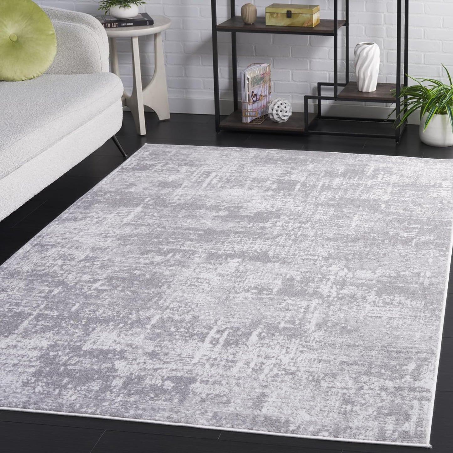 SAFAVIEH Amelia Collection Accent Rug - Modern Abstract Design