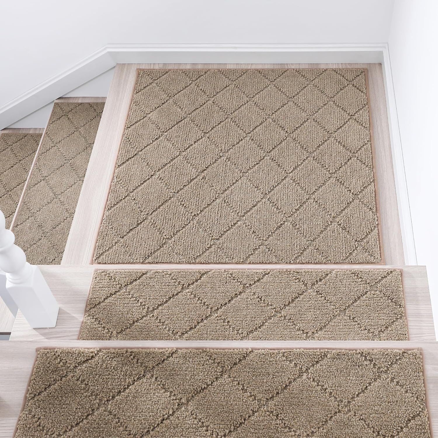 Non-Slip Corner Indoor Stair Runners for Wooden Steps