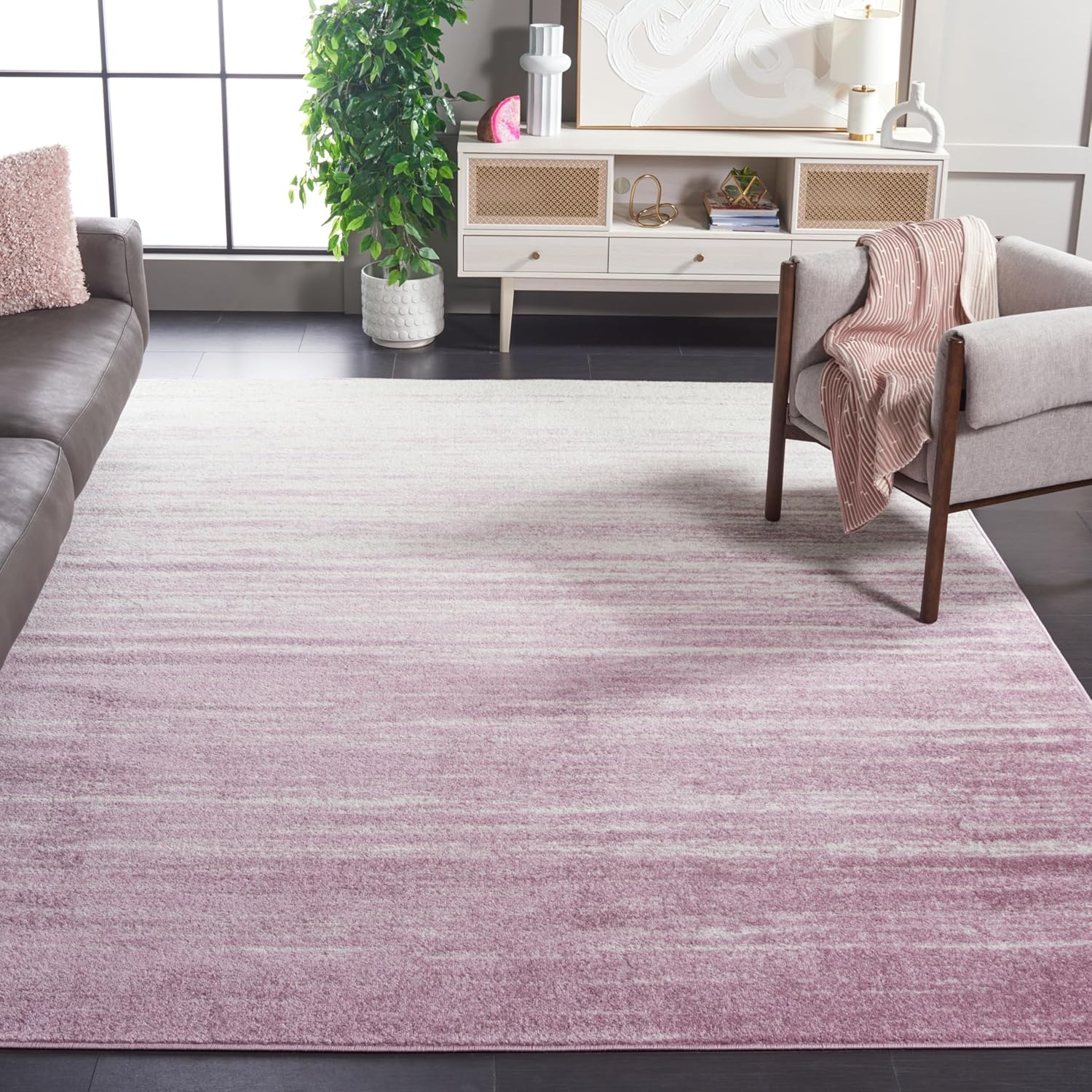 SAFAVIEH Adirondack Collection Area Rug - Modern Ombre Design