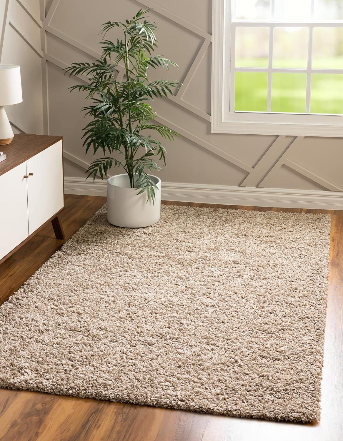 Unique Loom Solid Shag Collection Area Rug for Luxurious Comfort