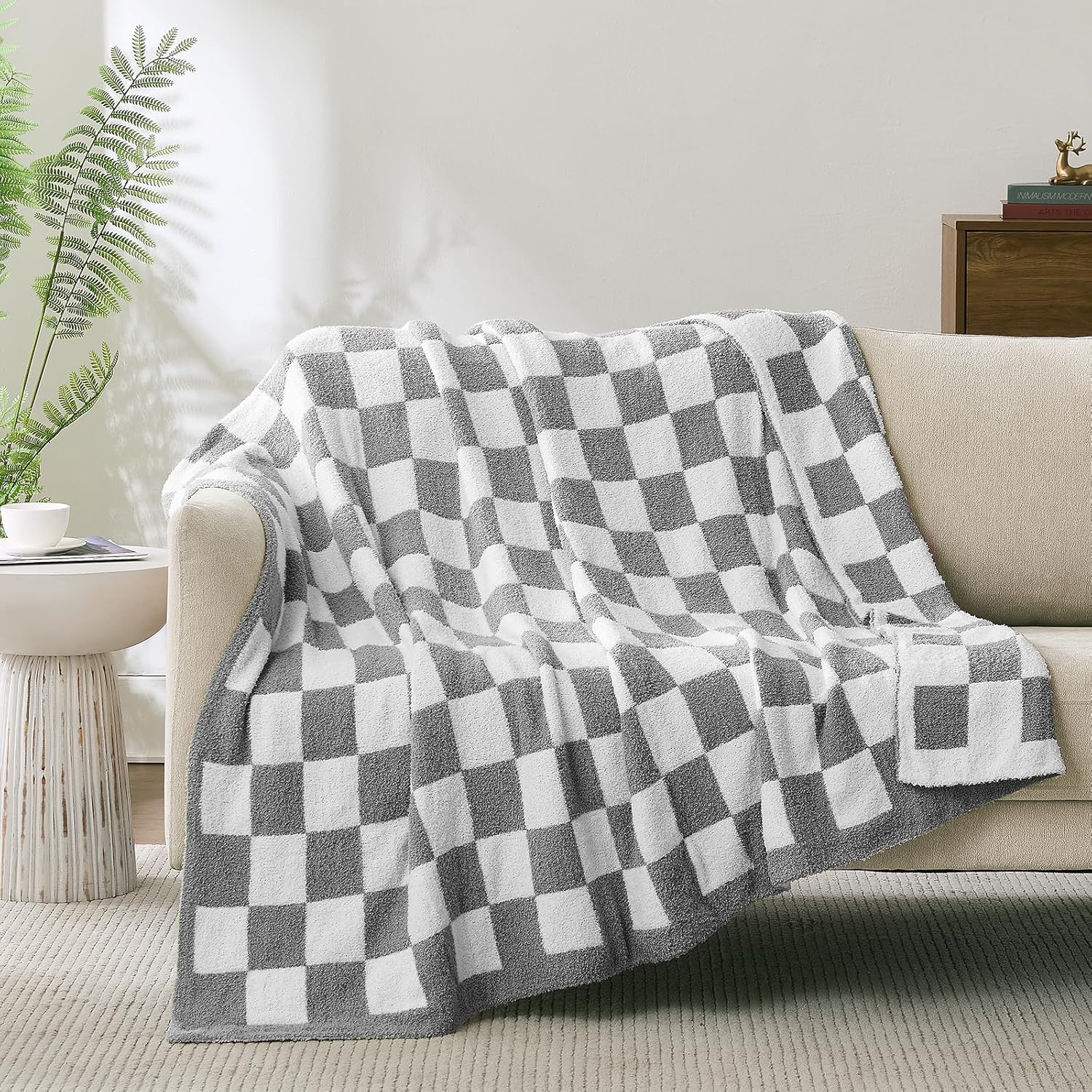 Checkered Throw Blanket for Couch, Bed, and Travel Comfort