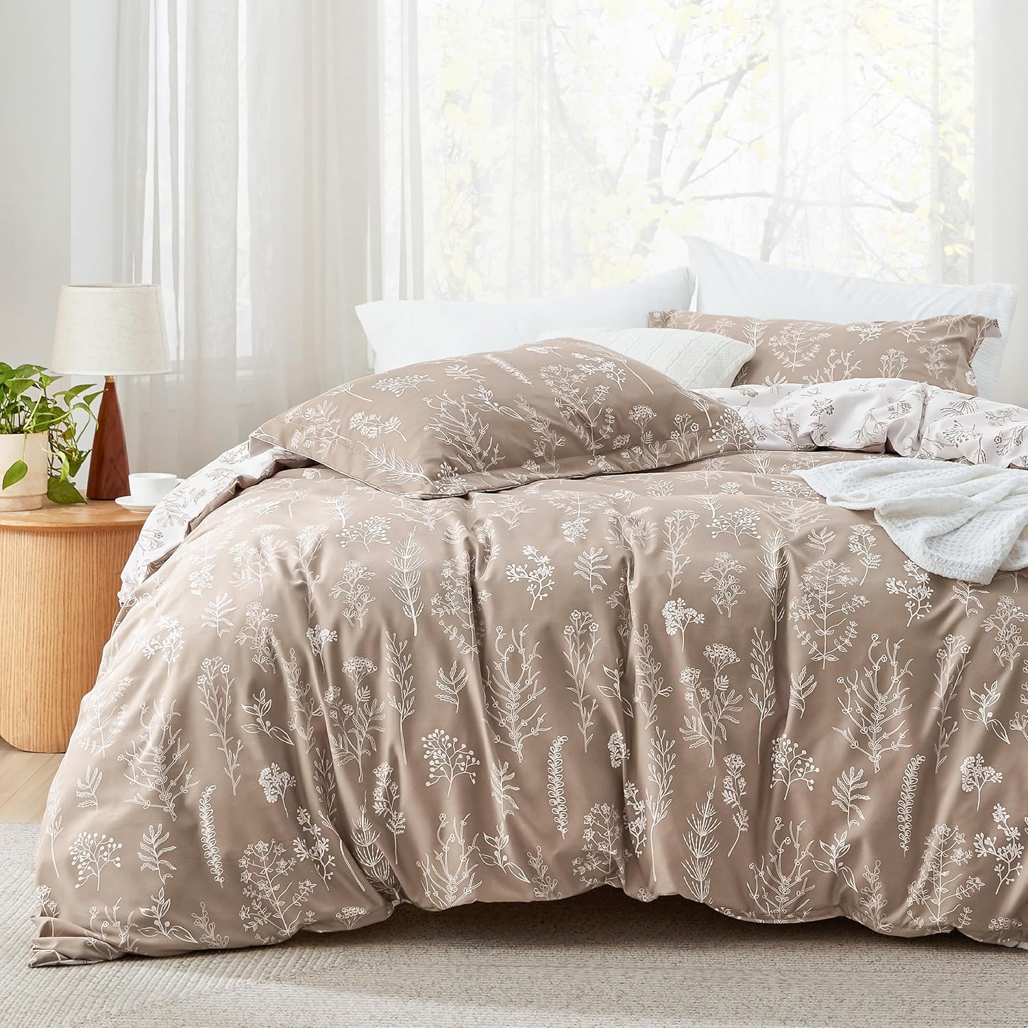 Bedsure Full Comforter Set - Light Taupe Floral Bedding
