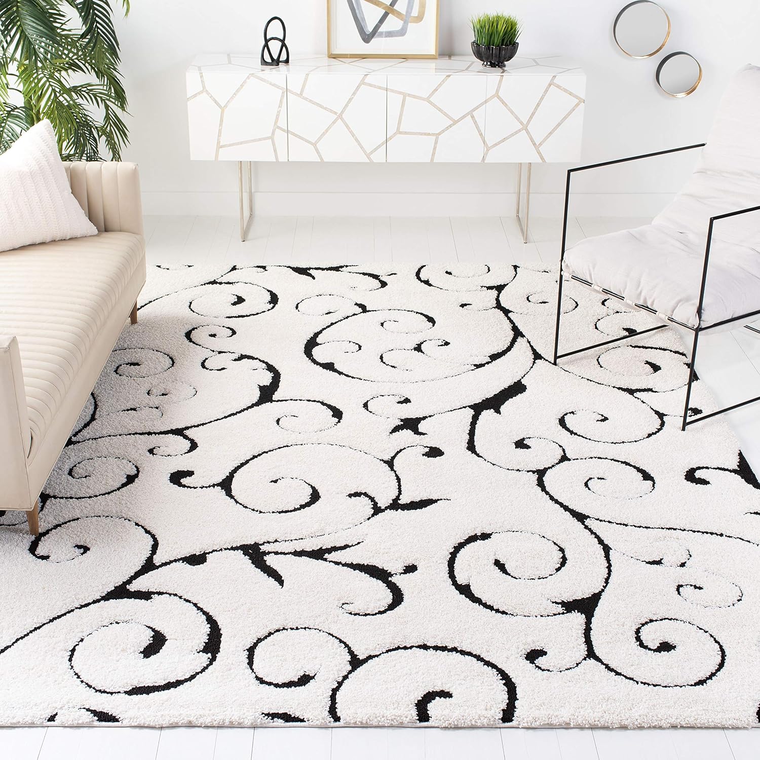SAFAVIEH Florida Shag Collection Area Rug - Cozy & Stylish