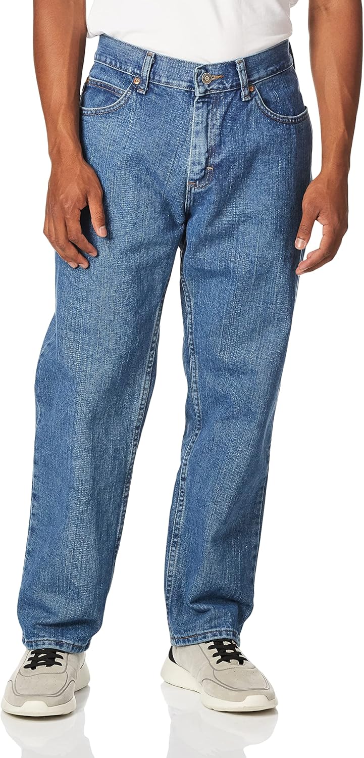 Lee Men's Relaxed Fit Straight Leg Jean for Everyday Comfort