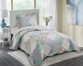 Brilliant Sunshine Blue and Green Rose Patchwork Twin Quilt Set