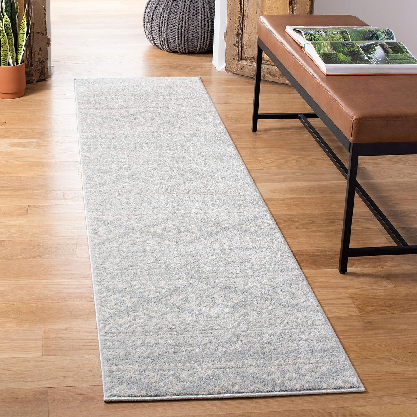 SAFAVIEH Tulum Collection Runner Rug - Stylish and Durable Design