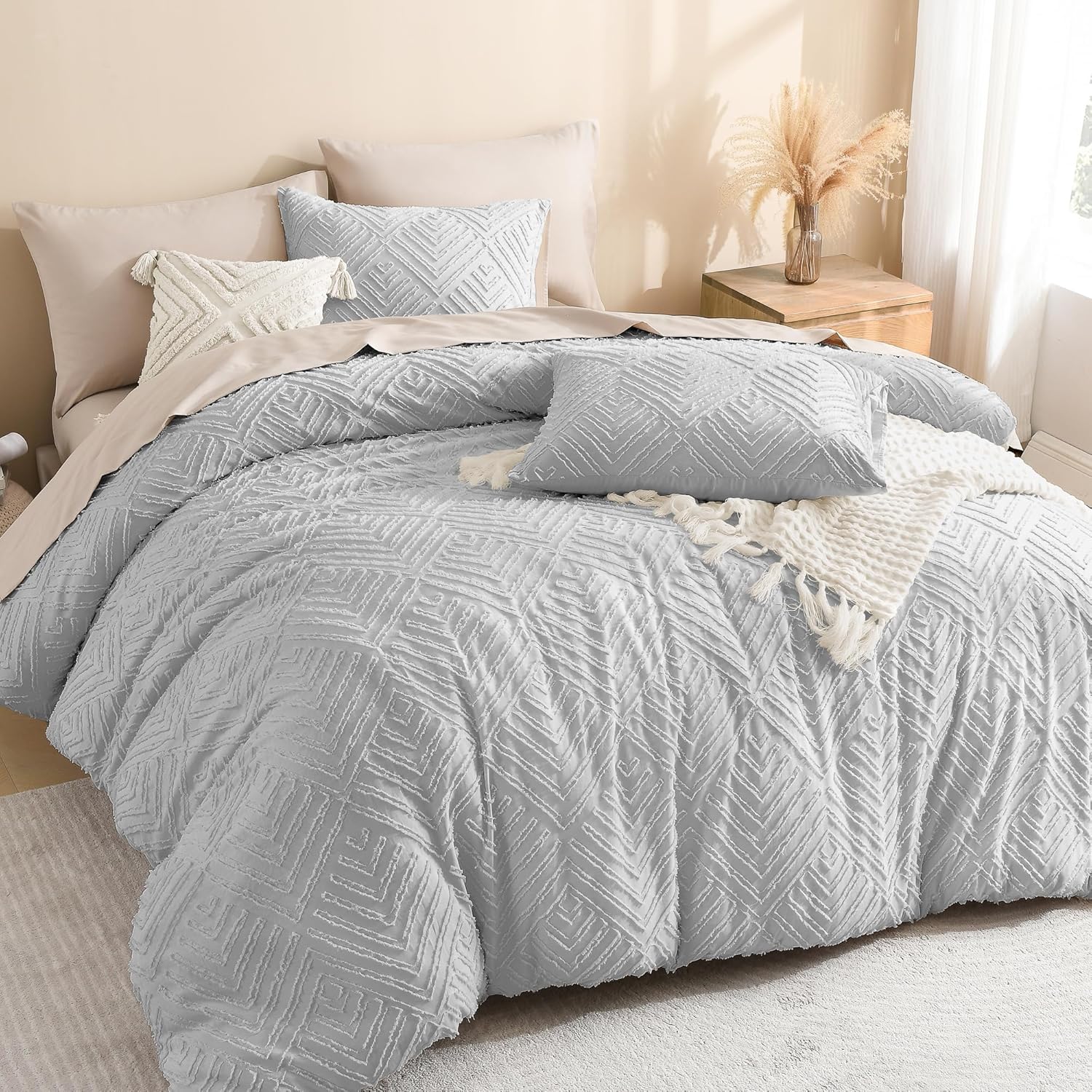 Litanika Oversized King Comforter Set in Light Grey for Cozy Sleep