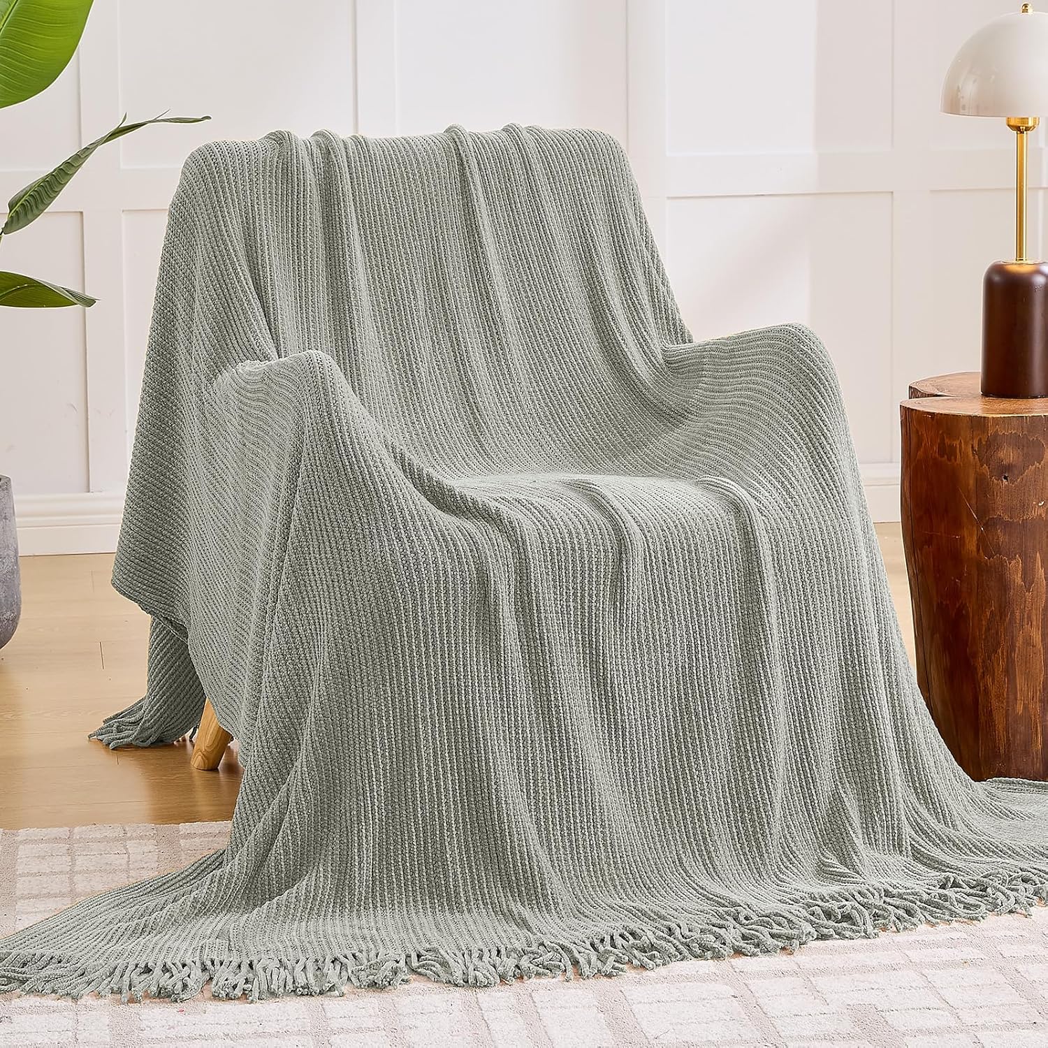 Cozy Chunky Chenille Throw Blanket for Couch and Bed Decor