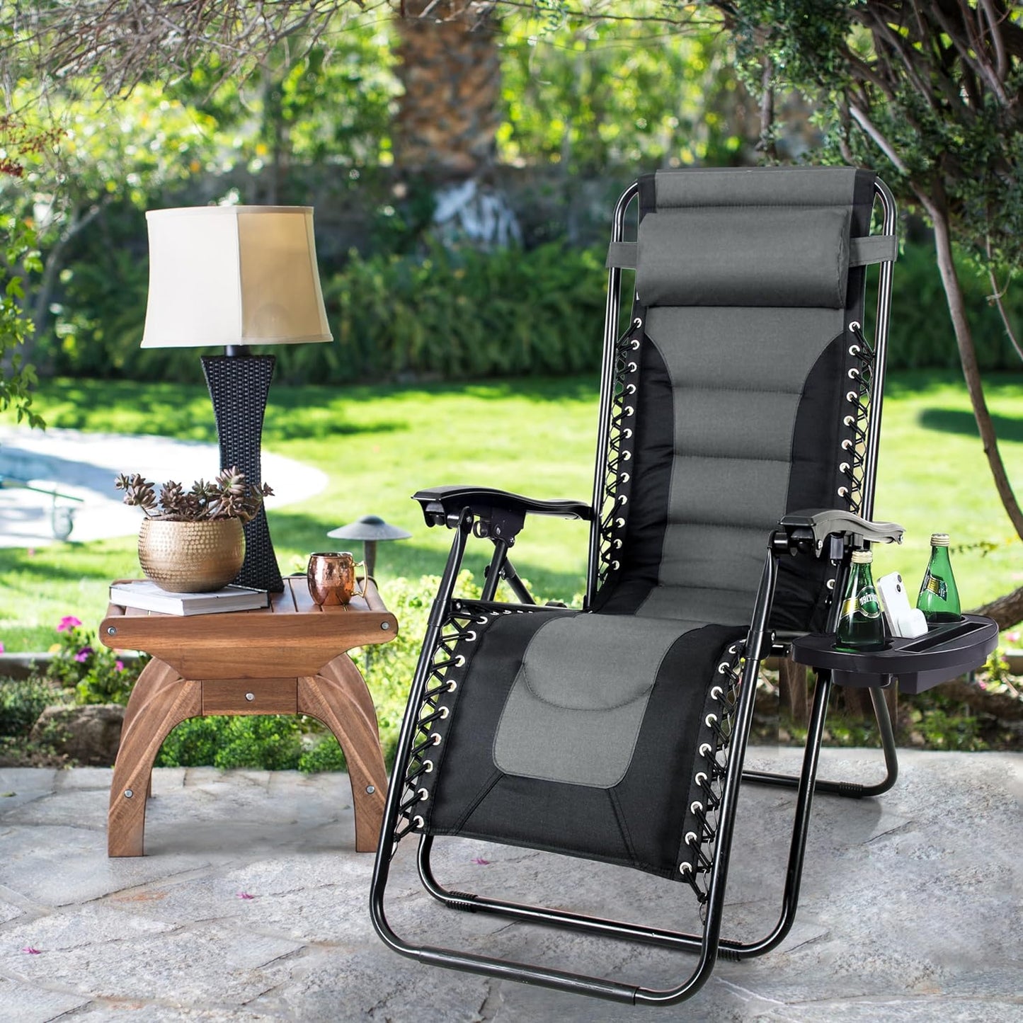 Zero Gravity Outdoor Recliner - Relax in Comfort!
