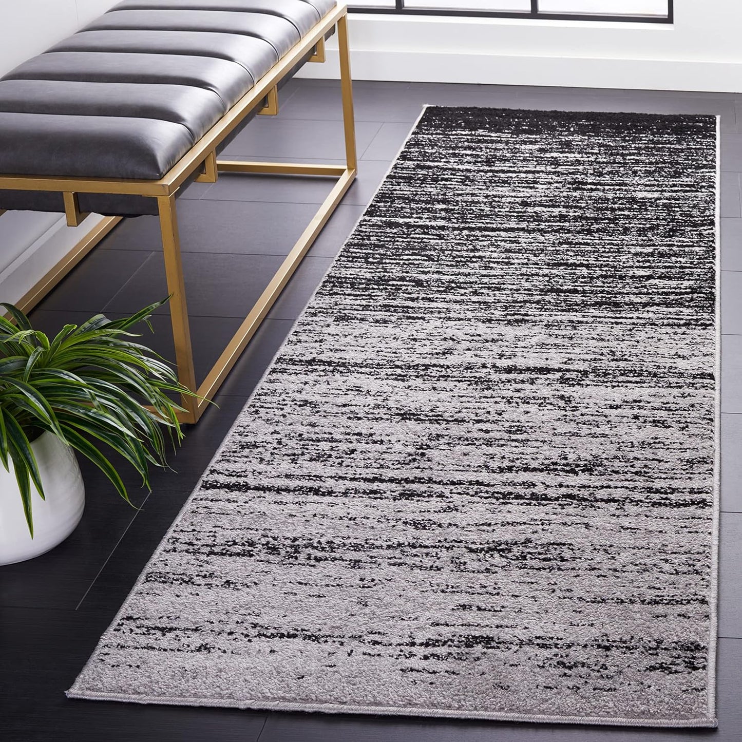 SAFAVIEH Adirondack Collection Runner Rug - Modern Ombre Design
