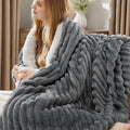 Bedsure Sherpa Blanket Queen Size - Super Soft Cozy Fleece