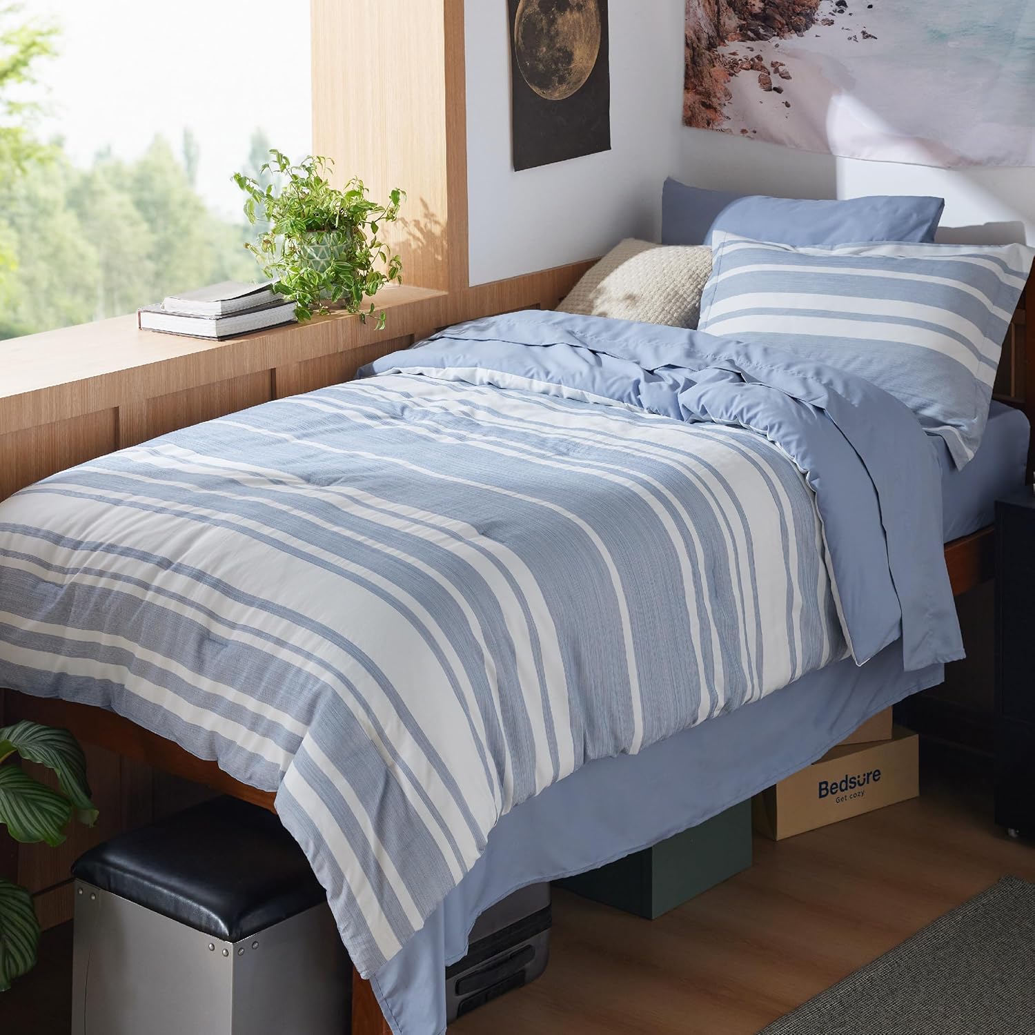 Twin XL Comforter Set with Blue Stripes for All Seasons
