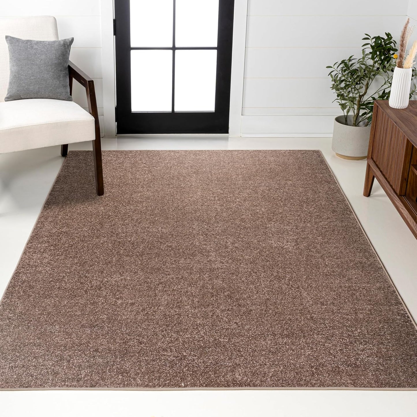 Haze Solid Low-Pile Brown Indoor Area Rug for Modern Homes