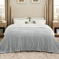 Bedsure Sherpa Blanket Queen Size - Super Soft Cozy Throw