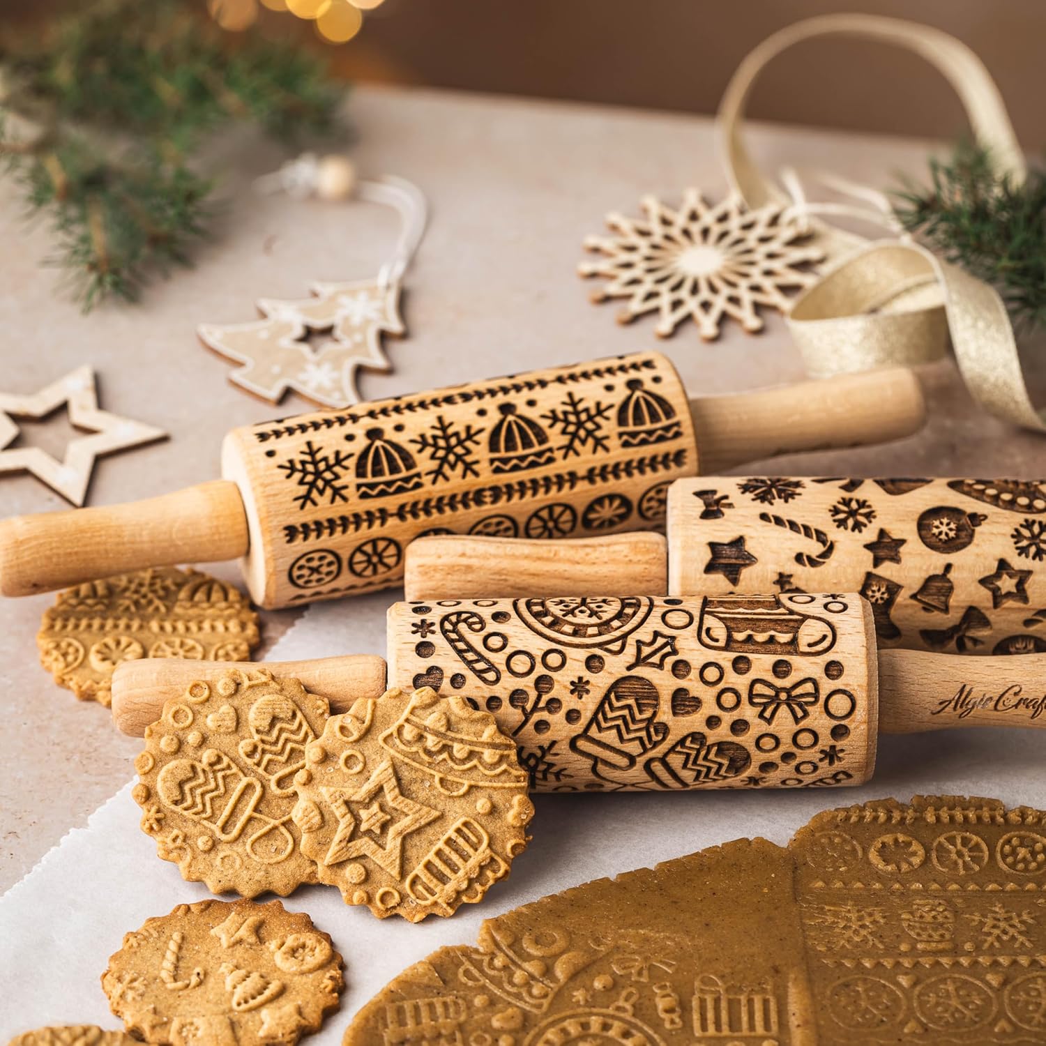 CHRISTMAS FUN 3 Kid Rolling Pin Set for Embossed Cookies