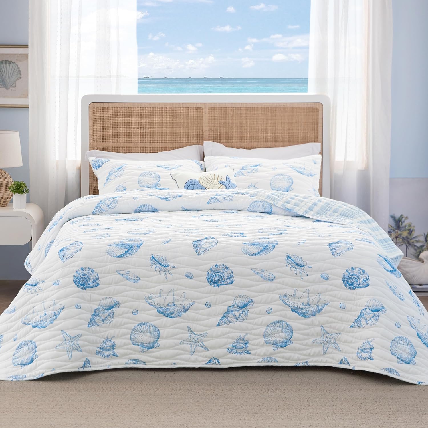 Bedsure Coastal Quilt Bedding - King Size Reversible Ocean Quilt