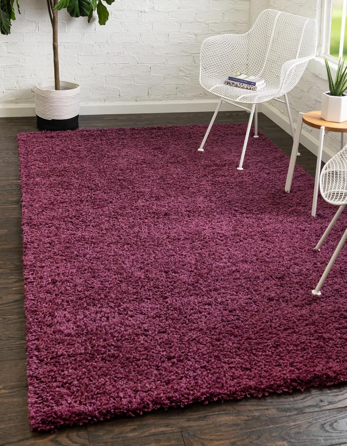 Unique Loom Solid Shag Area Rug in Eggplant Purple for Comfort