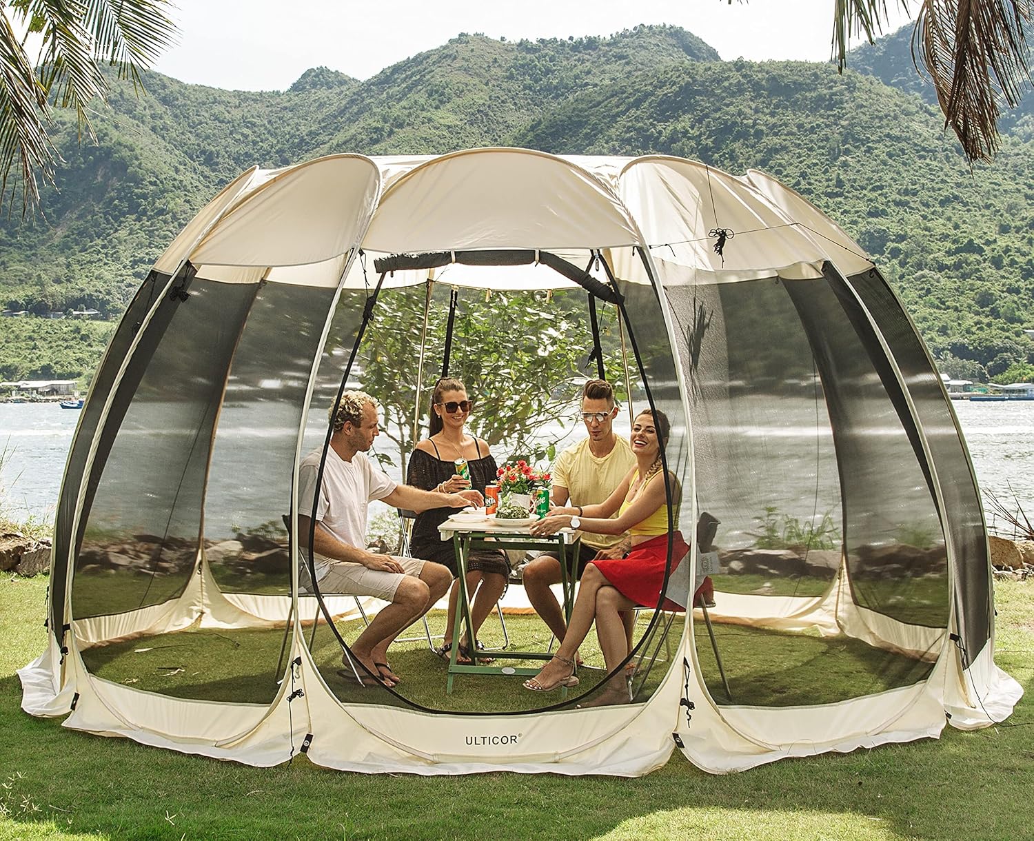 ULTICOR Pop-Up Screen Tent: Spacious Gazebo for Outdoor Fun!