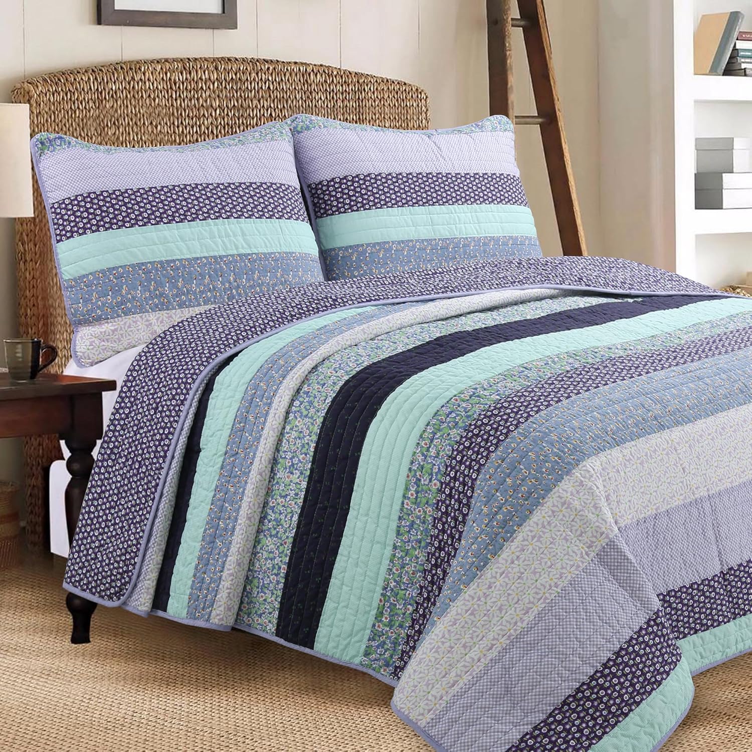 Cozy Line Home Fashions Reversible Lilac Purple Floral Quilt Set