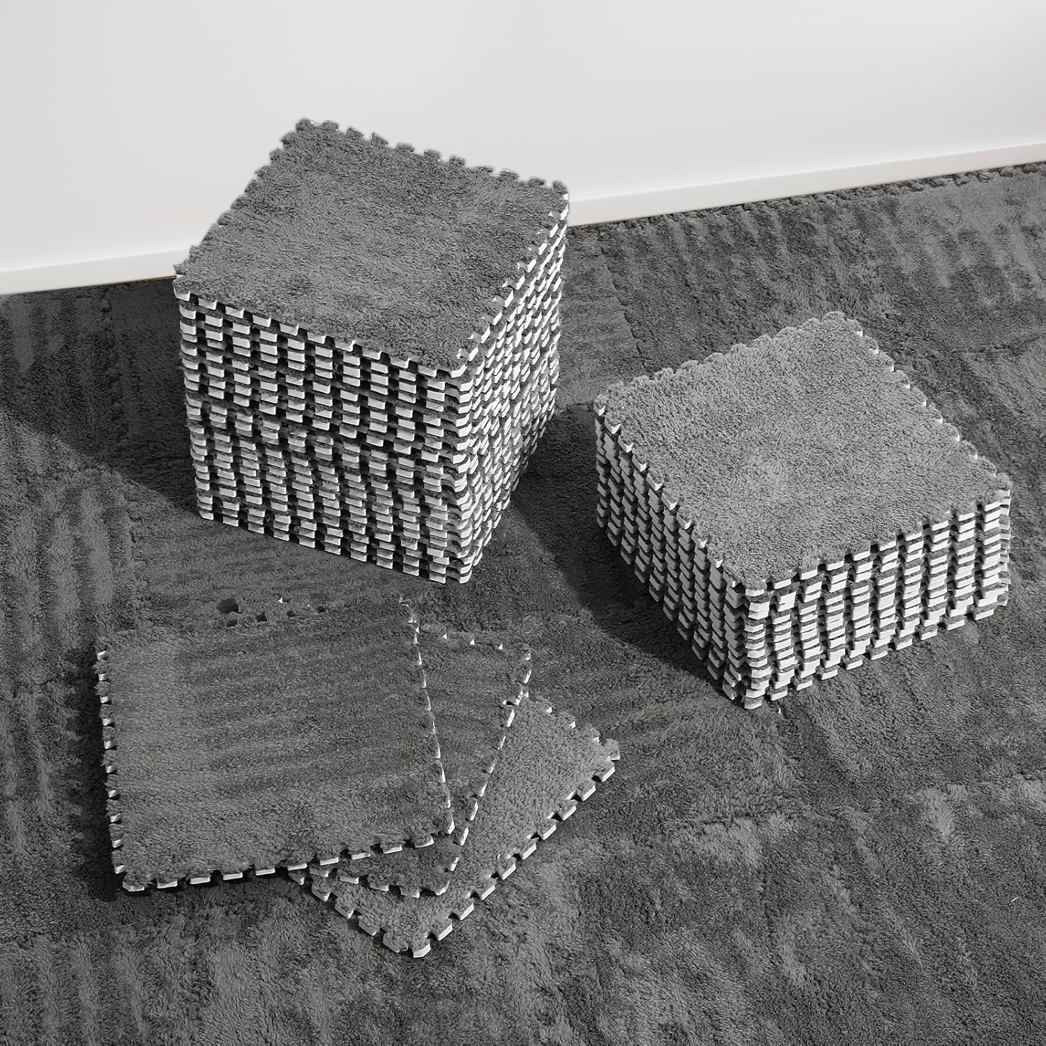 36 Pcs Plush Interlocking Carpet Tiles for Safe Play Areas