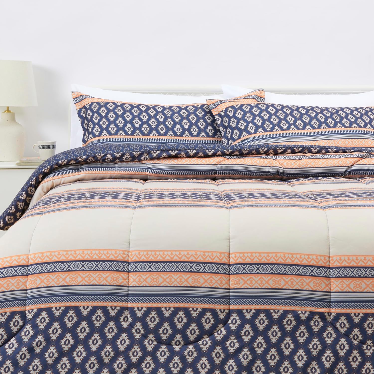 Lightweight Microfiber Comforter Set in Gray Geometrics for King