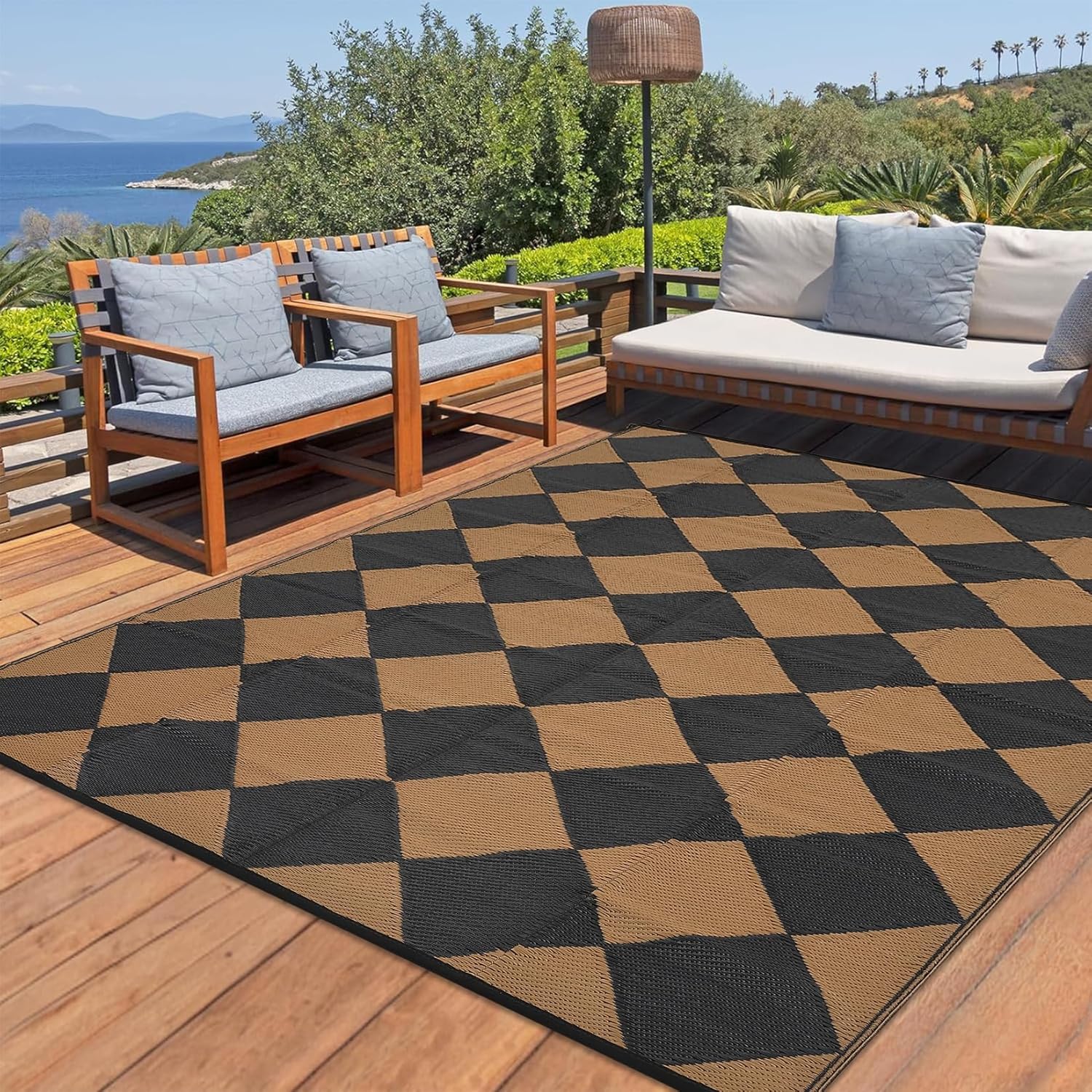 8x10 Waterproof Outdoor Plastic Straw Rug for All Weather Use