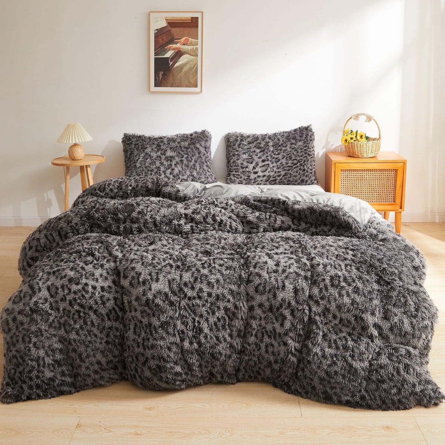 Luxurious Cheetah Print Faux Fur Duvet Cover Set for Cozy Bedding