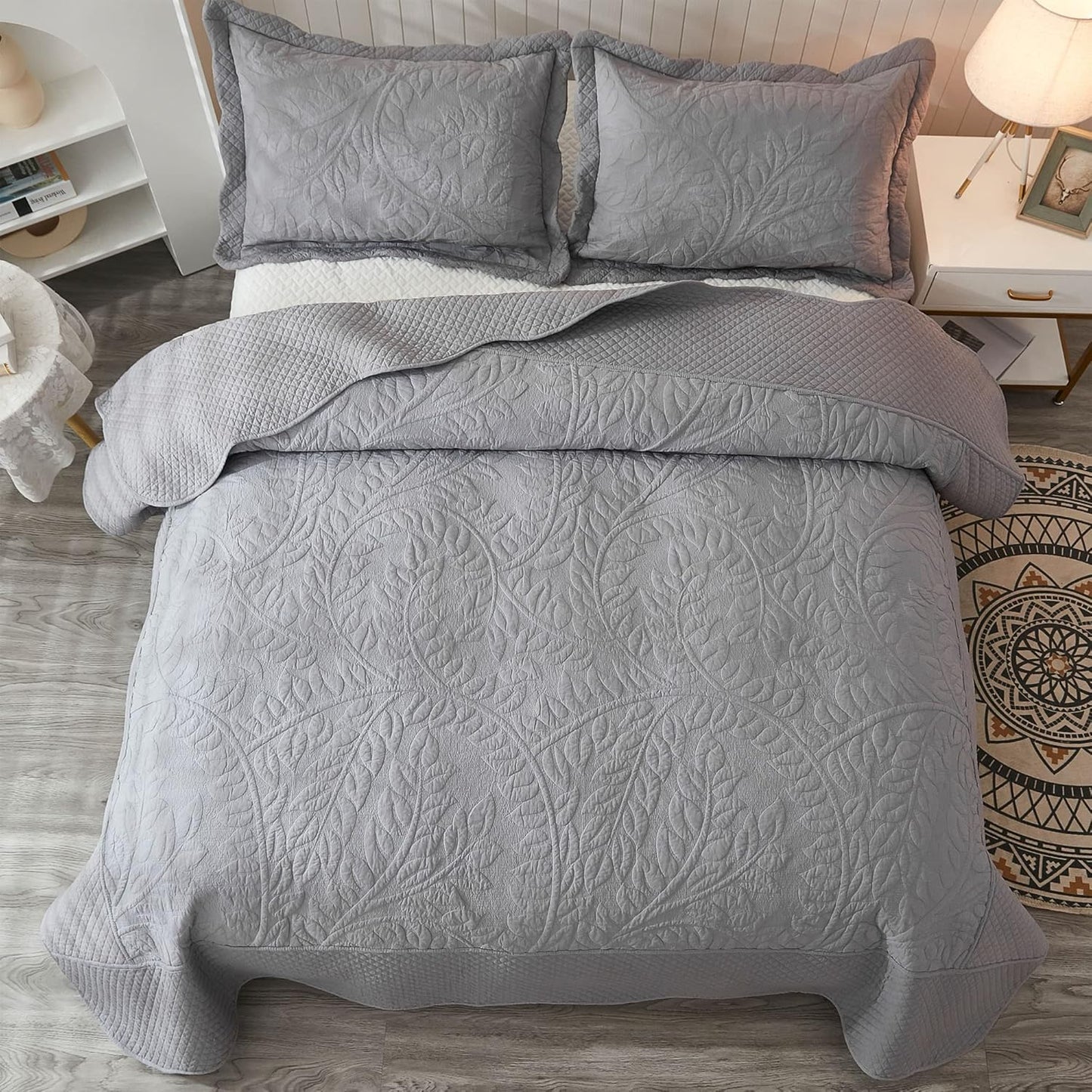 MarCielo 3-Piece Cotton Oversized Bedspread for Year-Round Comfort